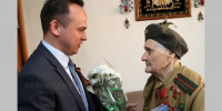 В Брянске поздравили ветерана ВОВ Палину Сергееву с 80-летием Победы - Жирятинский край